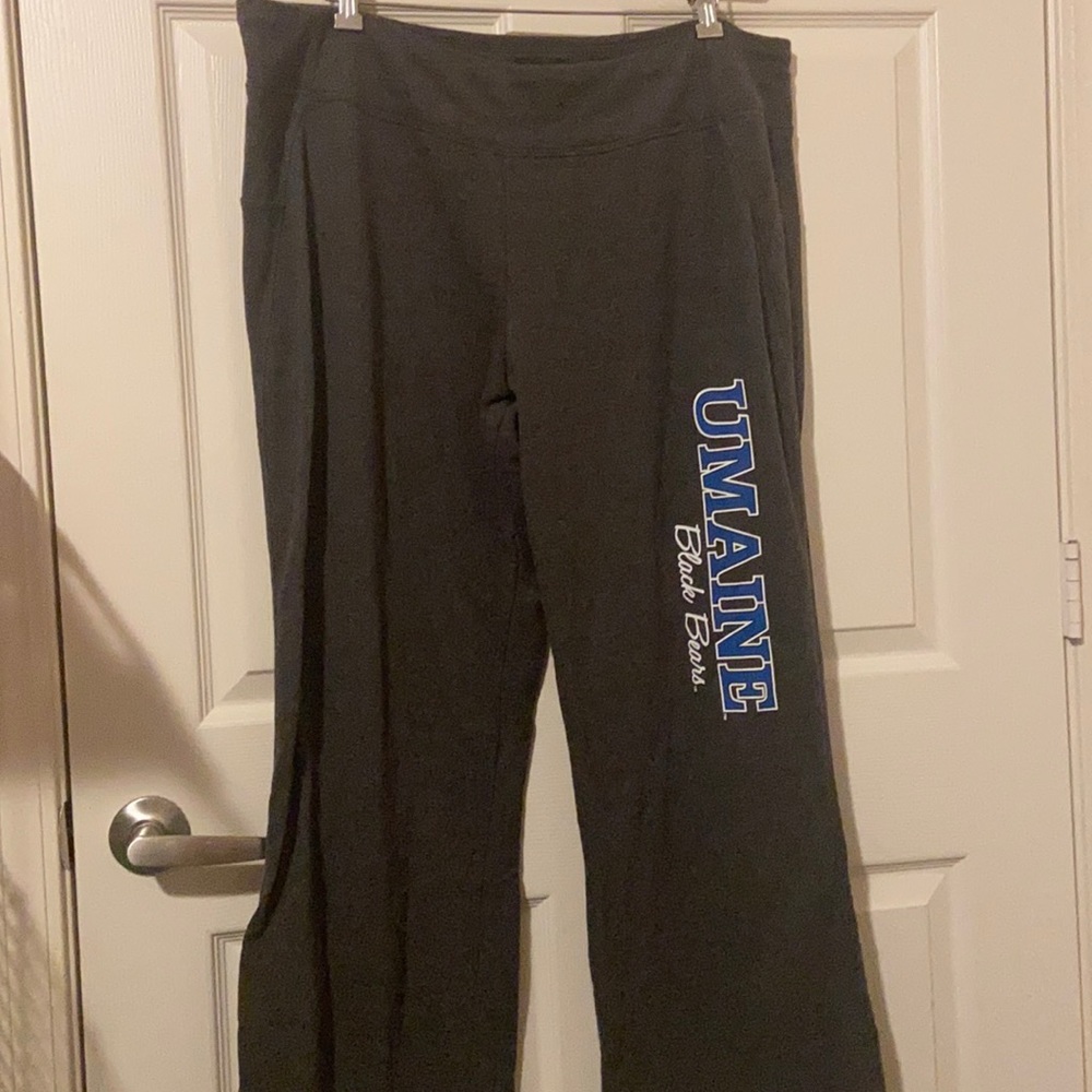 Brand new with tag Jansport UMaine Sweats